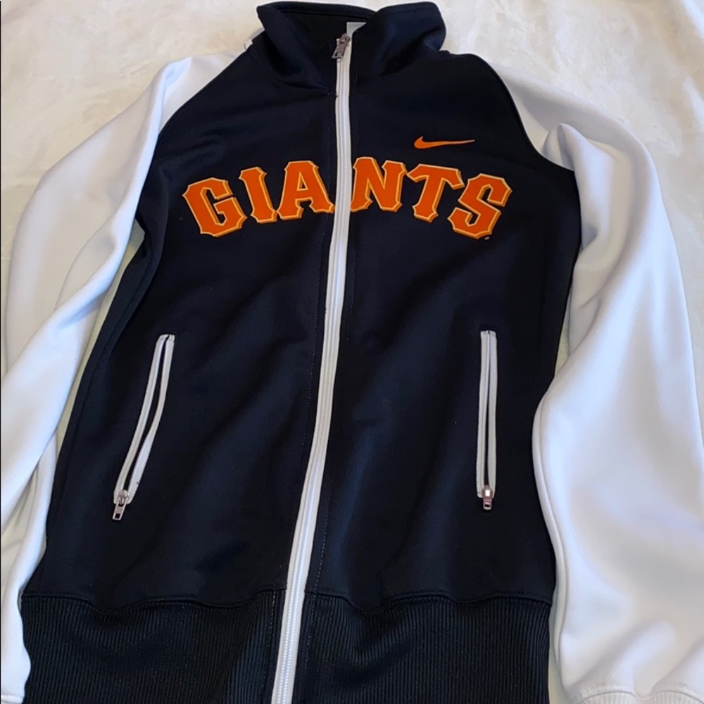 Nike Giants